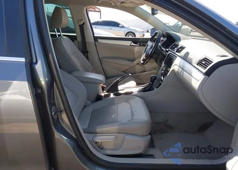 2013 Volkswagen Passat 2.5L Se from USA, damaged, VIN 1VWBP7A35DC148149